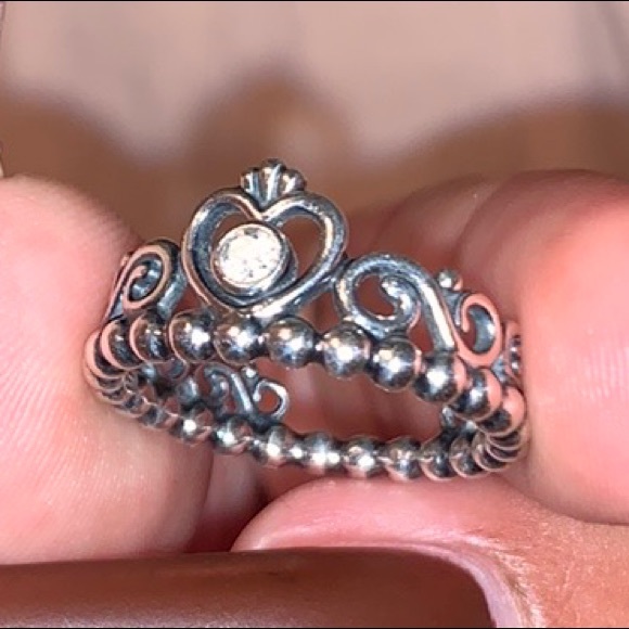 ✨HOST PICK ✨ Pandora Princess Ring - Picture 9 of 10